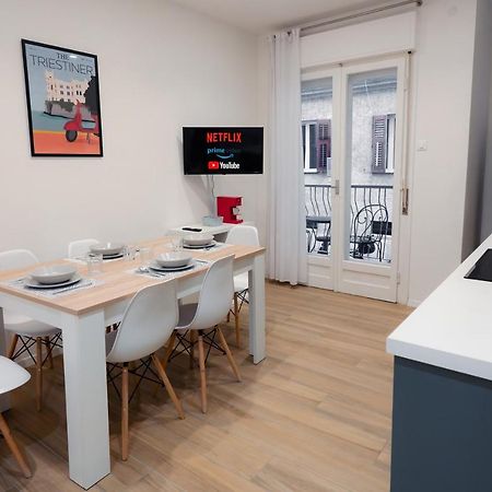 Centro Storico Moderno Trilocale Con Balcone Leilighet Trieste Eksteriør bilde