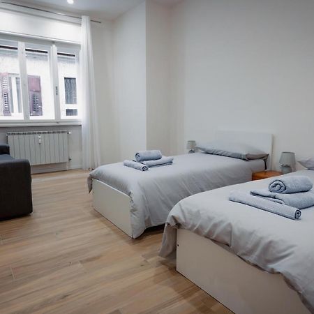 Centro Storico Moderno Trilocale Con Balcone Leilighet Trieste Eksteriør bilde