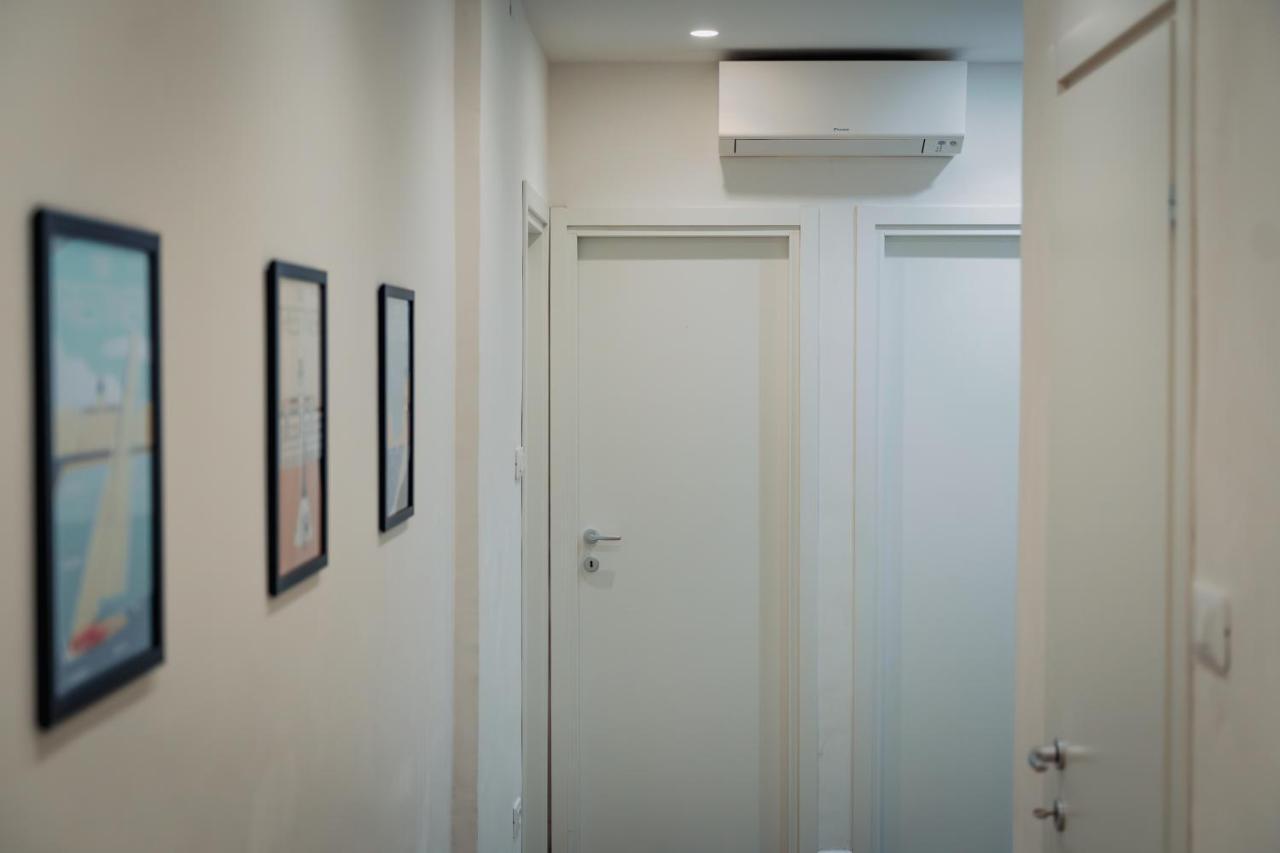 Centro Storico Moderno Trilocale Con Balcone Leilighet Trieste Eksteriør bilde