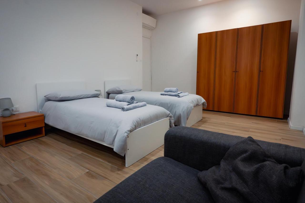 Centro Storico Moderno Trilocale Con Balcone Leilighet Trieste Eksteriør bilde